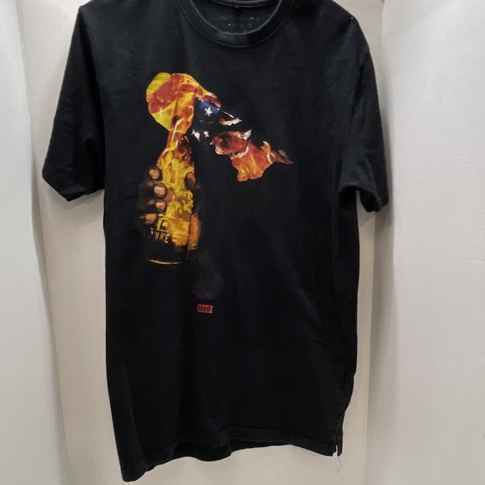 Akoo Manufacturing Co. Men’s Size Large , Land Of The Free Home Of The Brave